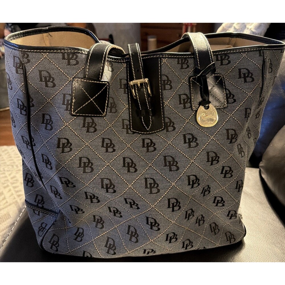 VTG Dooney & Bourke Black & Grey Monogram Tote Bag  With Duck Tag